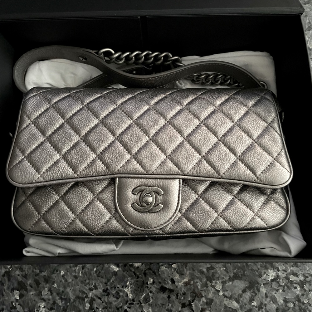 Authentic Chanel Casual Rock Airline Bag Quilted Goatskin Small.